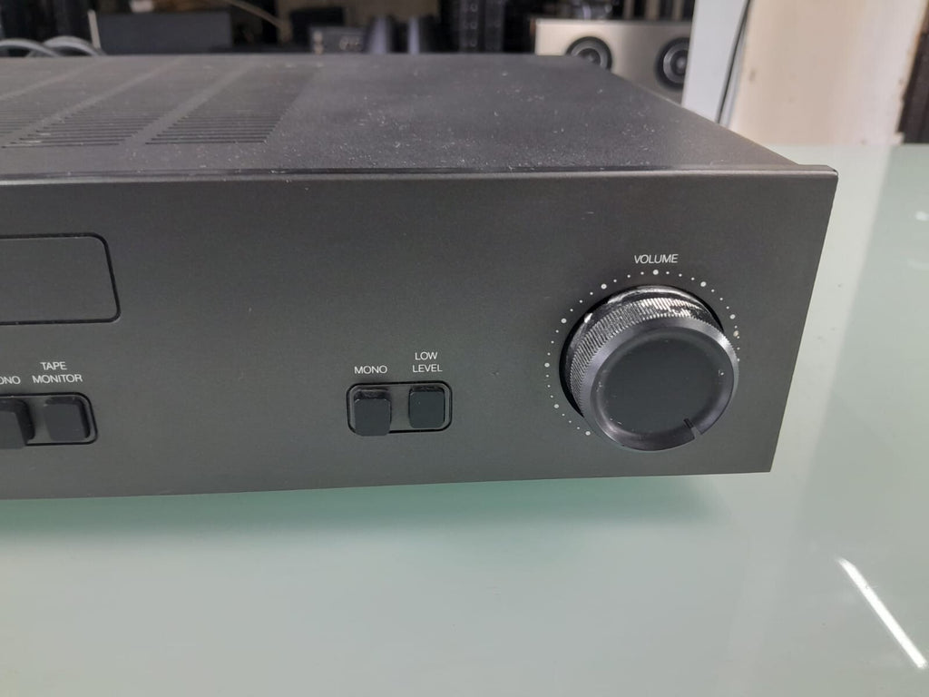 NAD 3020E STEREO AMPLIFIER