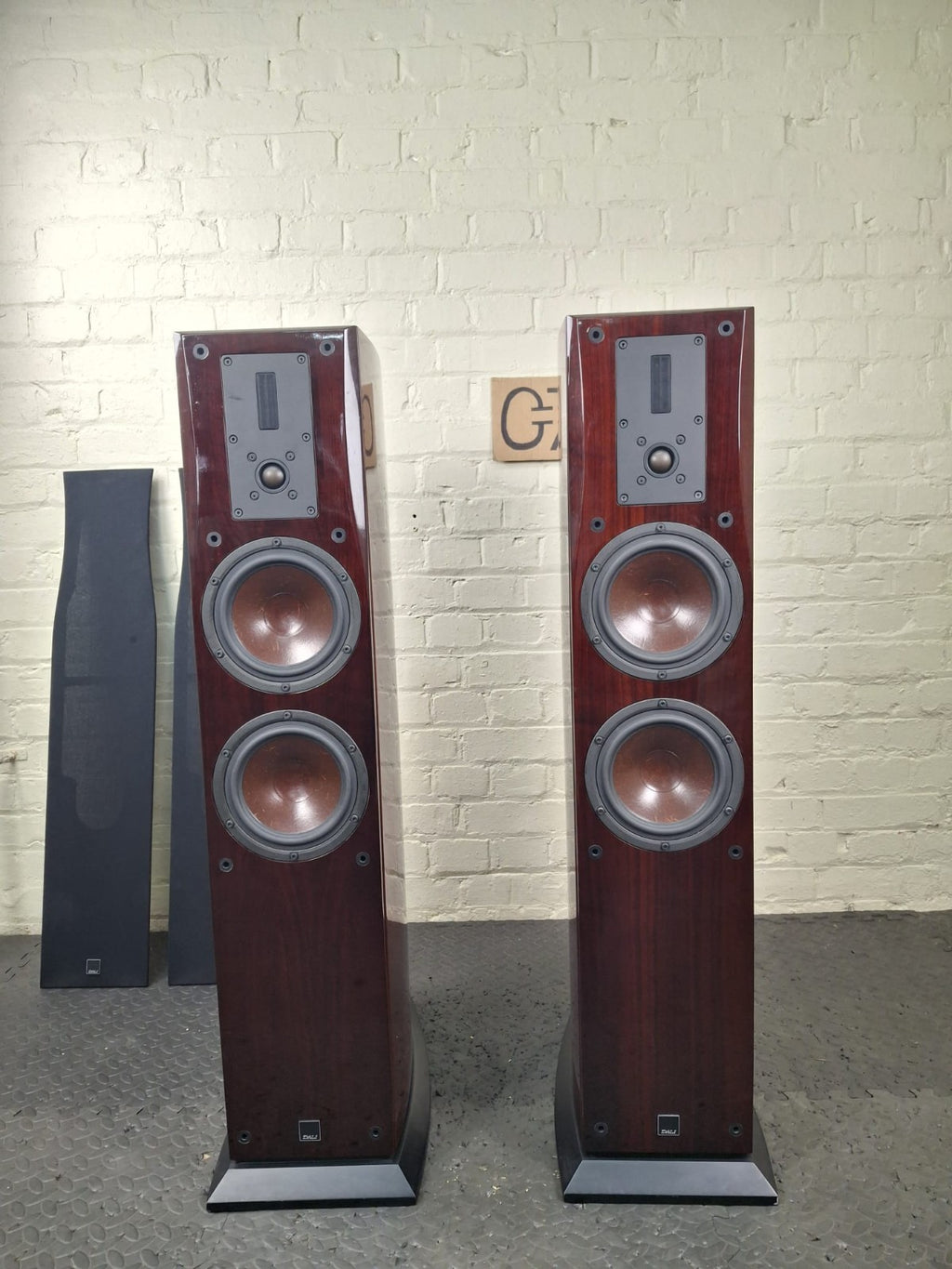 DALI HELICON 400 FLOOR STANDING SPEAKERS