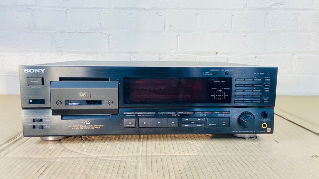 SONY DTC 77ES DIGITAL AUDIO TAPE DECK