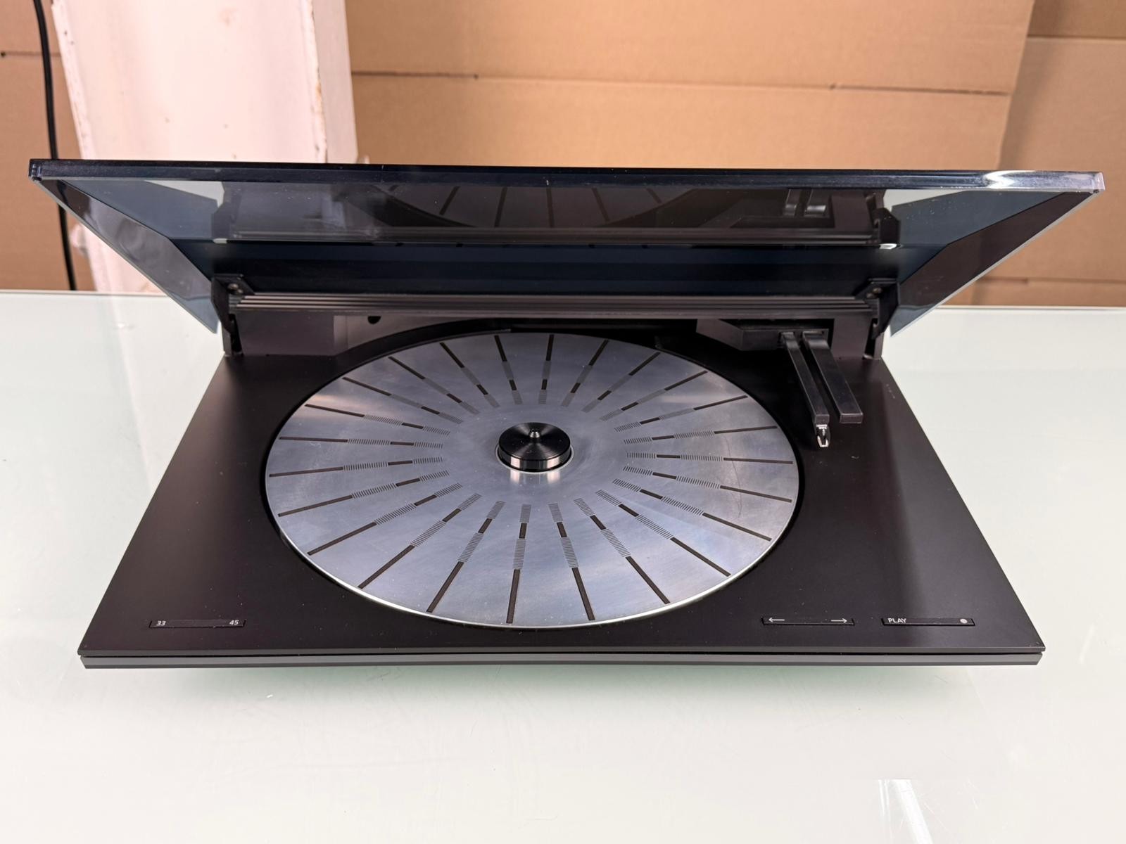 BANG & OLUFSEN B&O BEOGRAM 8500 TURNTABLE WITH MMC4 CARTRIDGE
