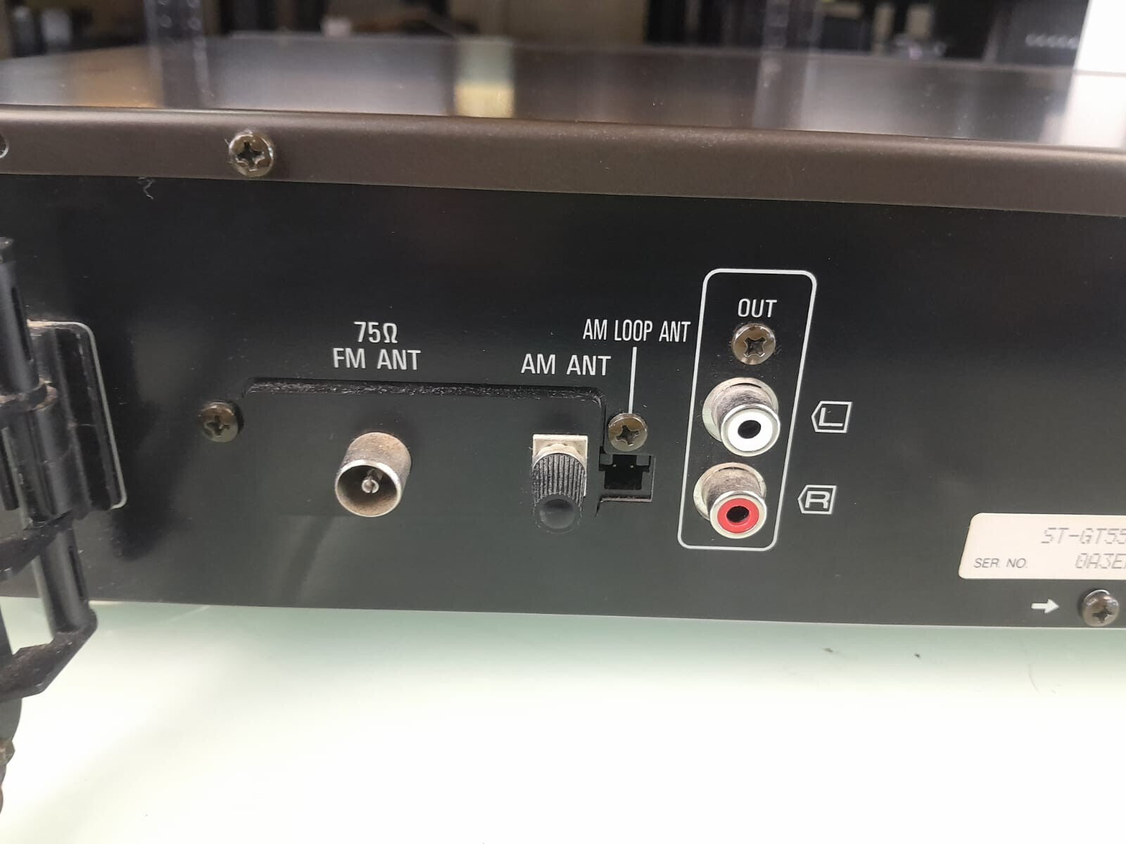 TECHNICS ST GT550 STEREO SYNTHESIZER TUNER