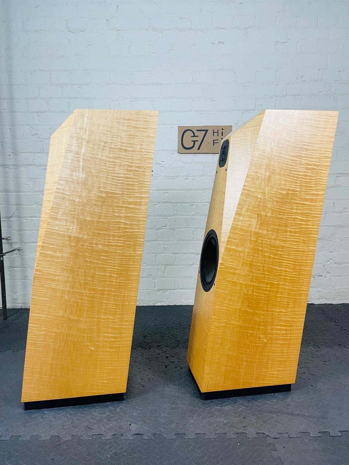 AVALON ACOUSTICS ARCUS FLOOR STANDING SPEAKERS