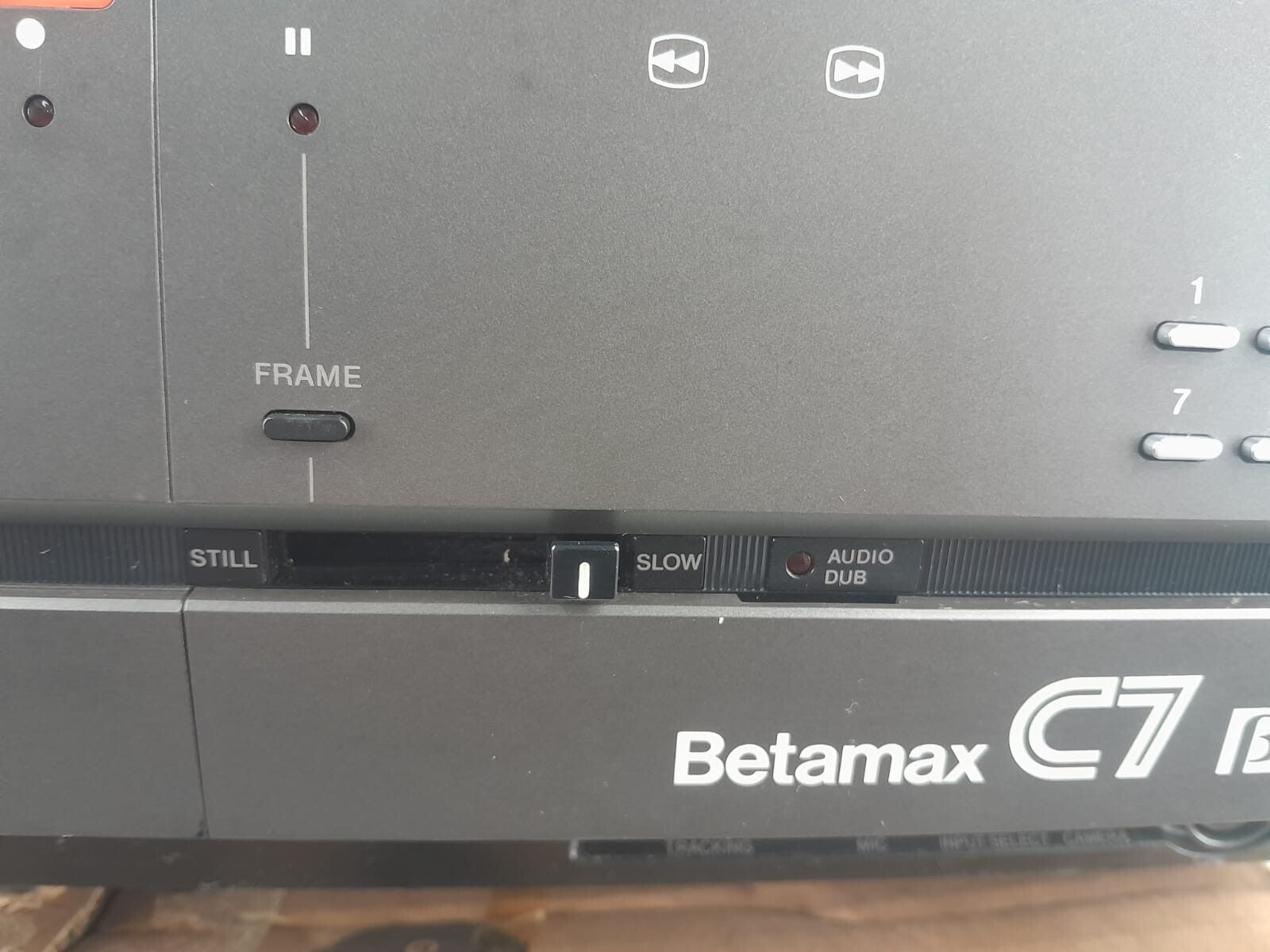 SONY SL C7UB BETAMAX VIDEO CASSETTE RECORDER