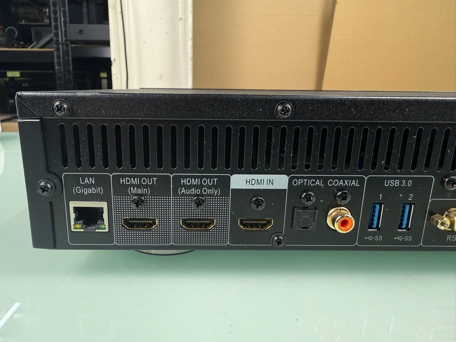 OPPO UDP 203 ULTRA HD BLU-RAY DISC PLAYER WITH REMOTE