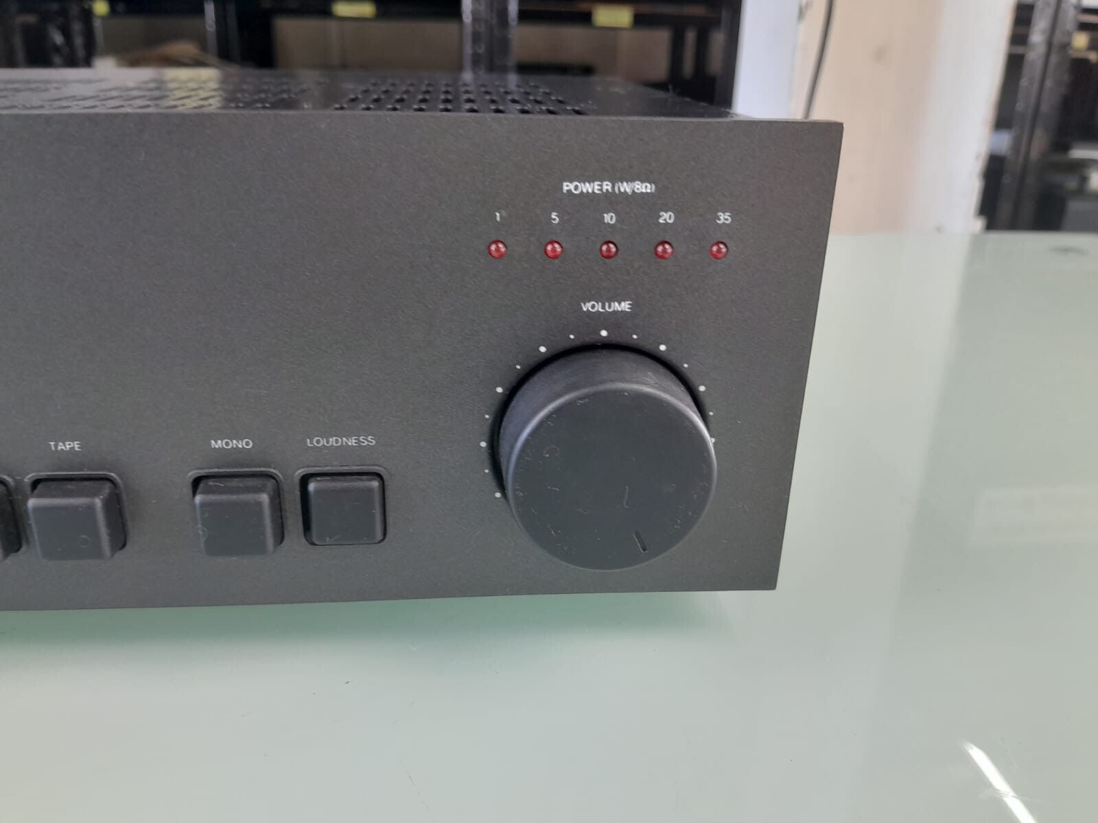 NAD 3020A STEREO AMPLIFIER