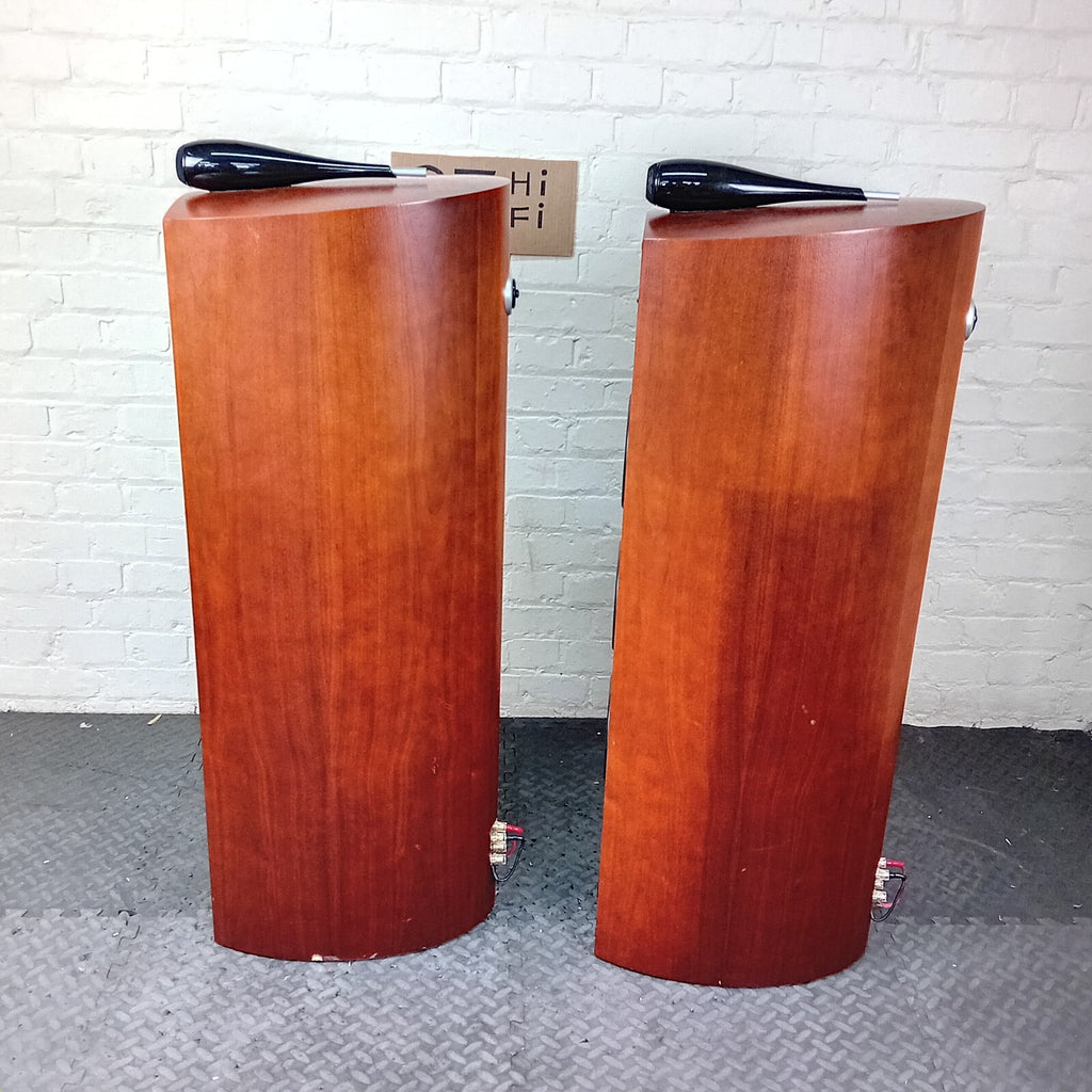 BOWERS & WILKINS B&W 803 D FLOOR STANDING SPEAKERS