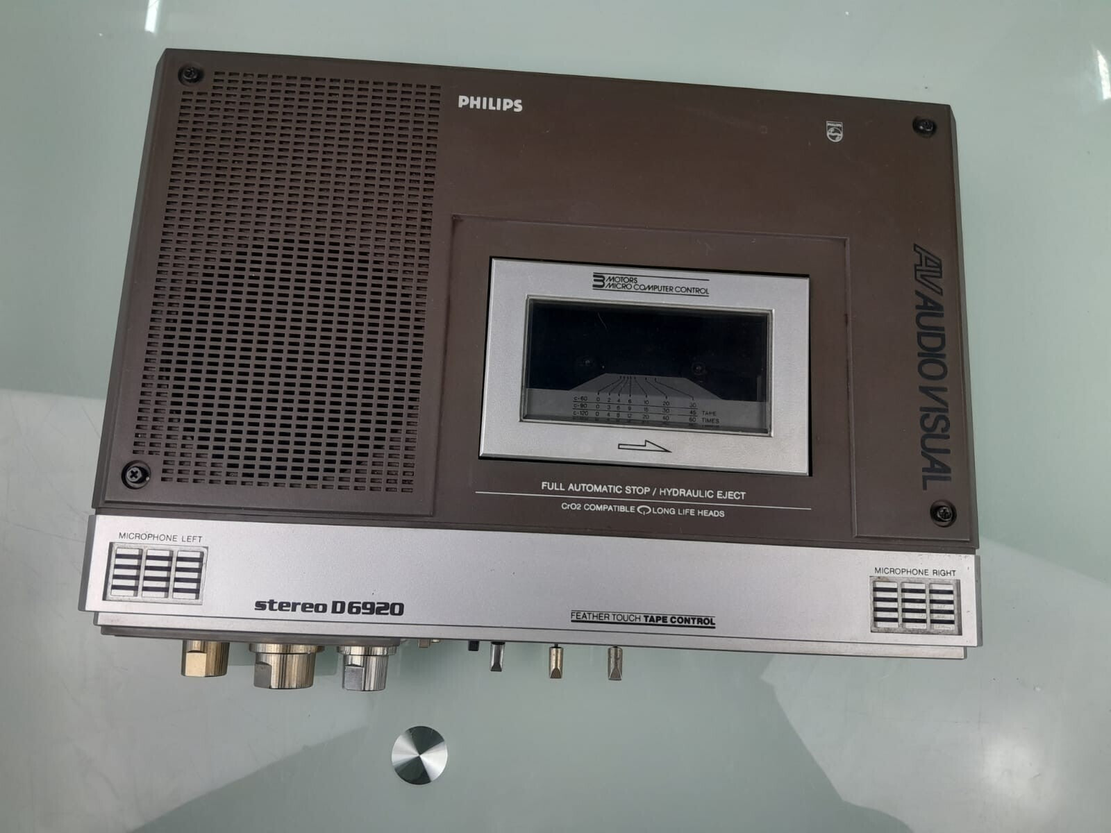 PHILIPS D 6920 PORTABLE STEREO CASSETTE RECORDER