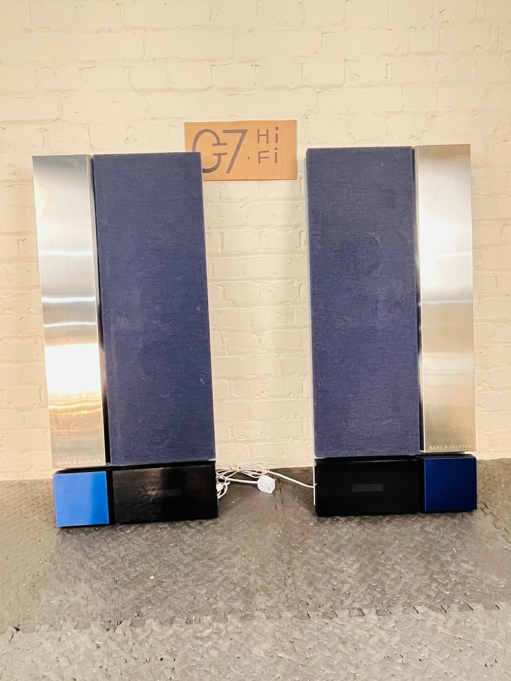 BANG & OLUFSEN B&O BEOLAB 5000 ACTIVE SPEAKERS WITH WALL BRACKETS