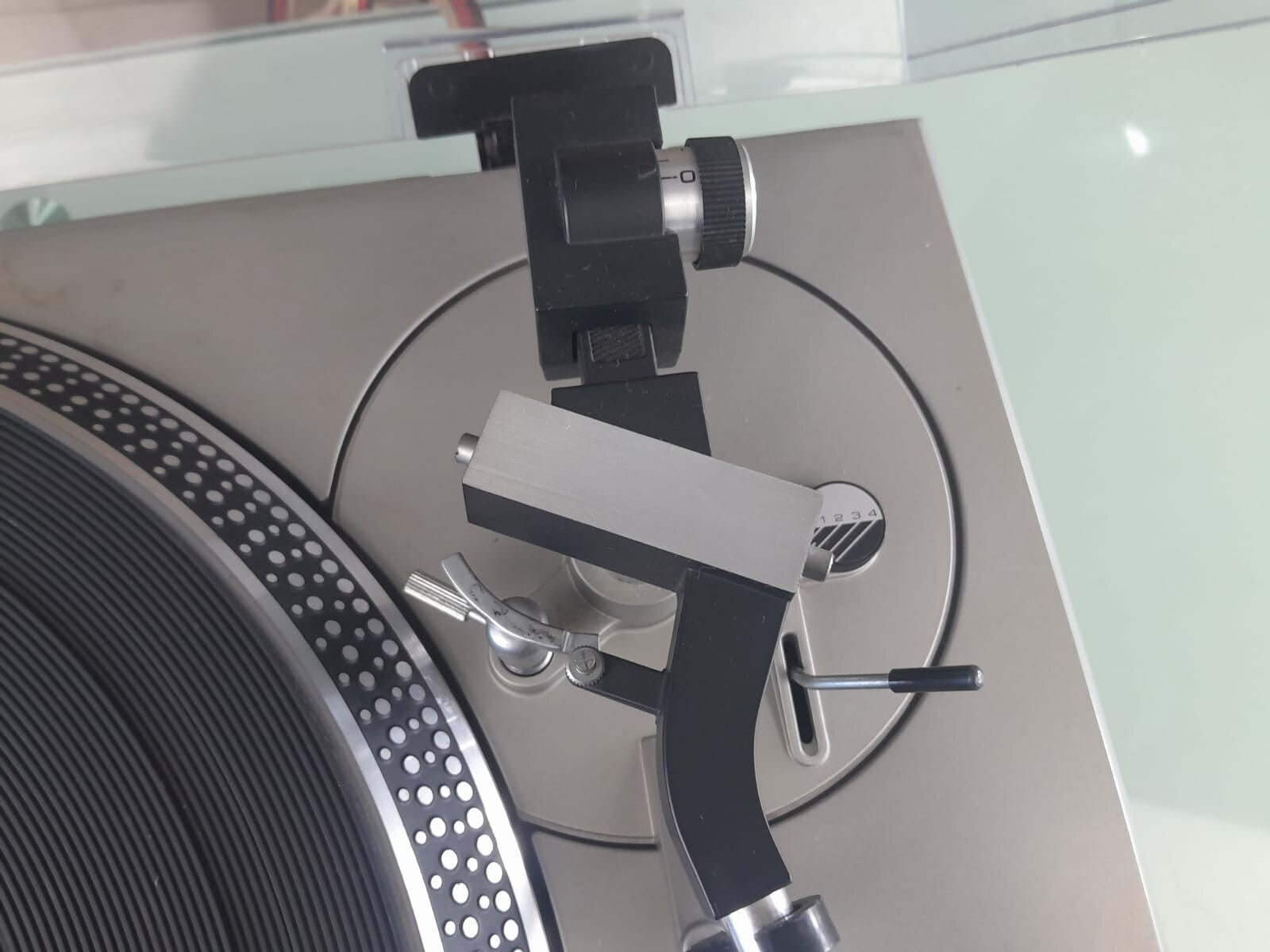 TECHNICS SL 1200 DIRECT DRIVE TURNTABLE ORTOFON M 15 E SUPER