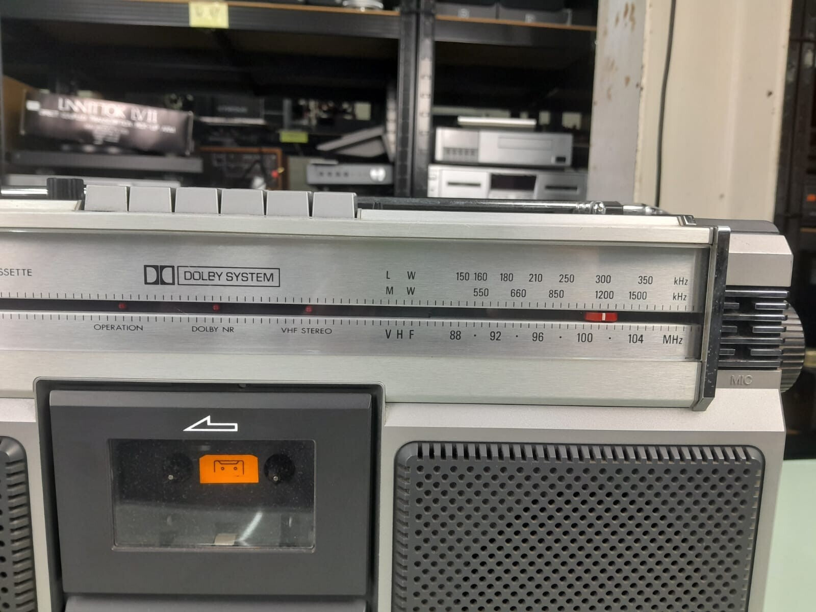 FERGUSON 3T13 3 BAND STEREO RADIO CASSETTE