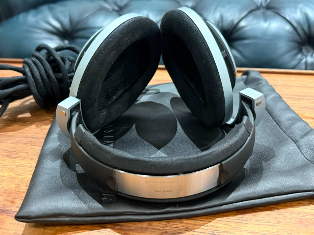 SENNHEISER HD 800 HEADPHONES WITH BAG