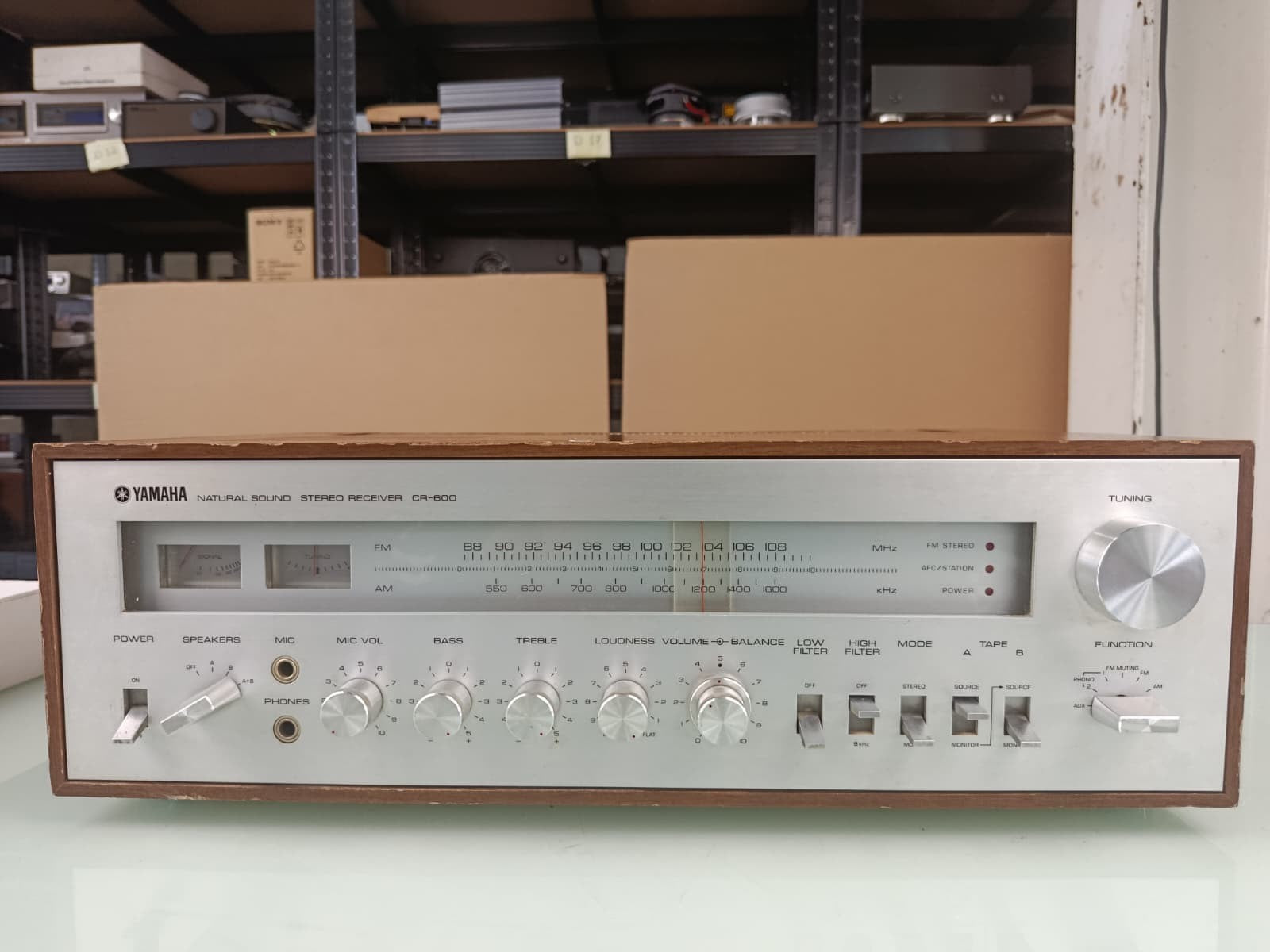 YAMAHA CR 600 NATURAL SOUND STEREO RECEIVER