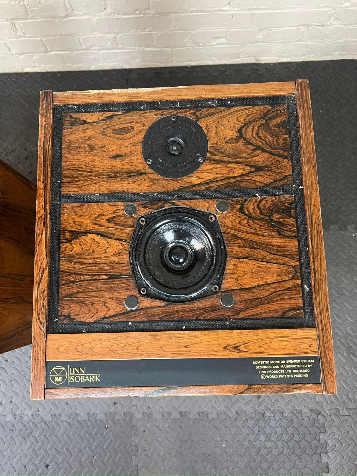 LINN ISOBARIK LOUDSPEAKERS KEF B110 B139