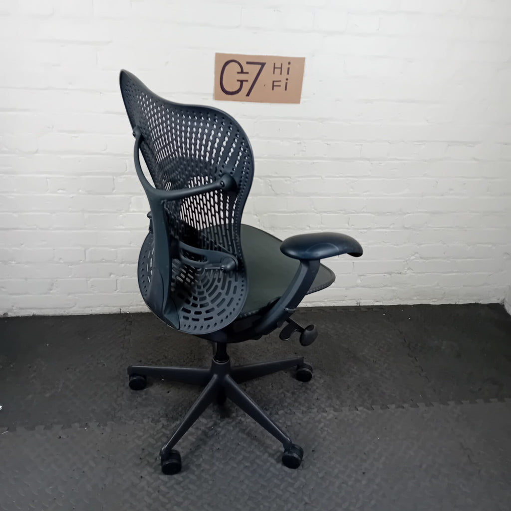 Herman Miller mira office boss Chair