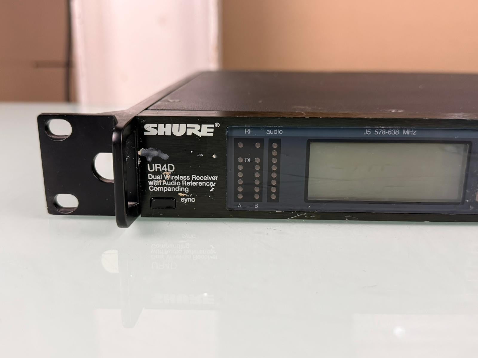 Shure UR4D J5E Dual Channel Wireless Receiver 578-638 MHz  #1