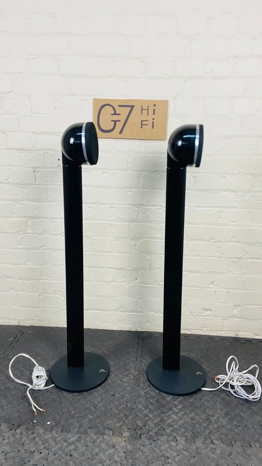 FOCAL DOME COMPACT SPEAKERS WITH FLOOR STANDS