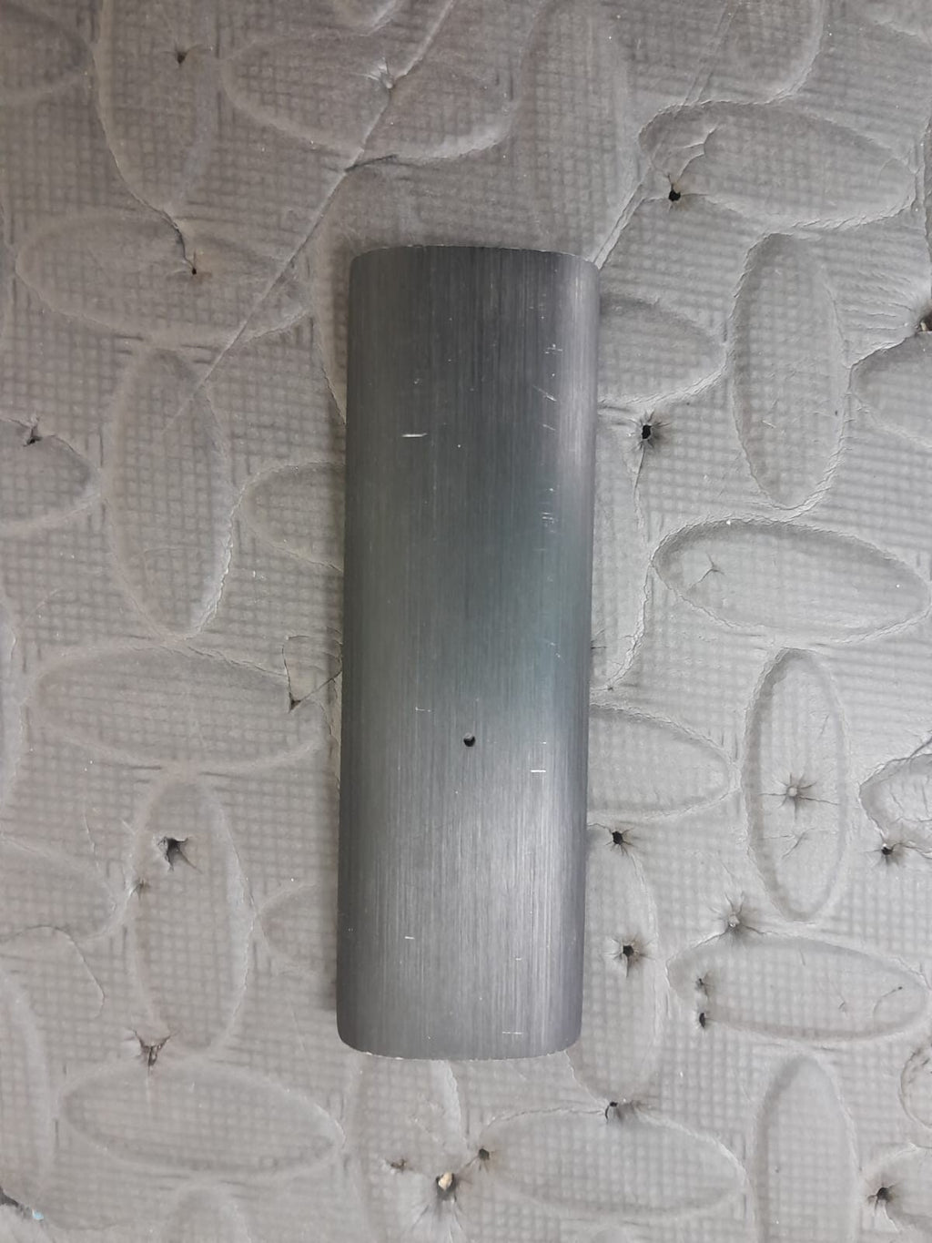 DALI KUBIK ONE SOUNDBAR WITH REMOTE