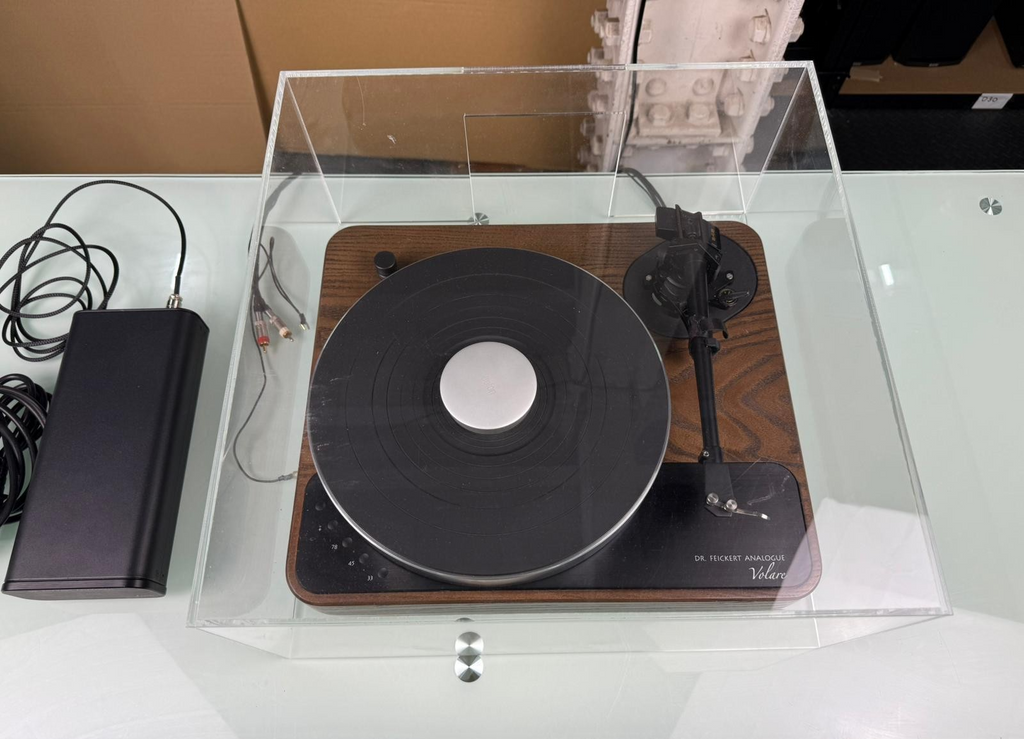 DR FEICKERT VOLARE TURNTABLE WITH ORACLE SME 345 TONEARM & POWER SUPPLY