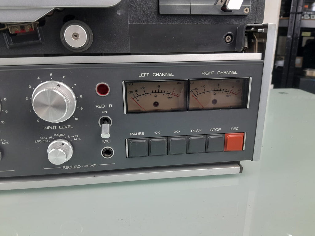 REVOX B 77 STEREO TAPE RECORDER REEL 2 REEL