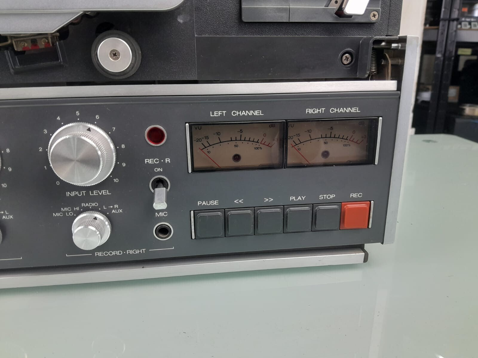 REVOX B 77 STEREO TAPE RECORDER REEL 2 REEL