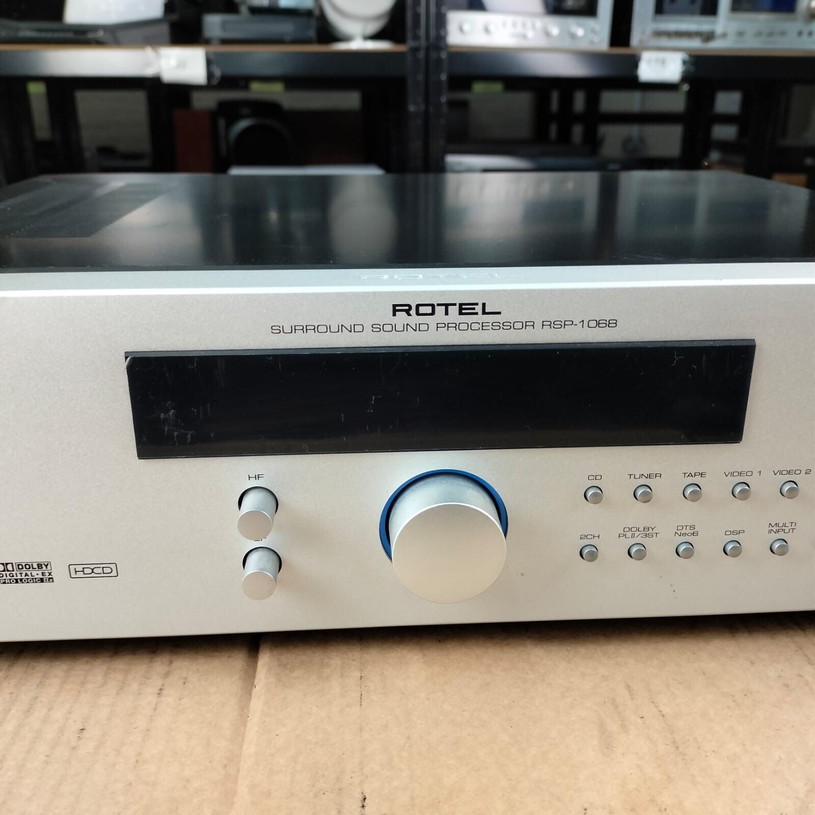 ROTEL RSP 1068 SURROUND SOUND PROCESSOR