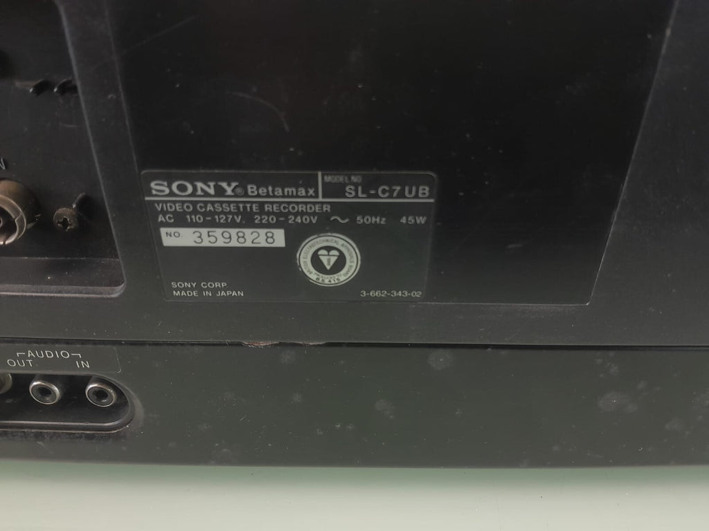 SONY SL C7UB BETAMAX VIDEO CASSETTE RECORDER #004