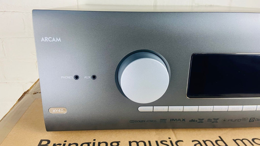 ARCAM AV40 AV RECEIVER WITH REMOTE