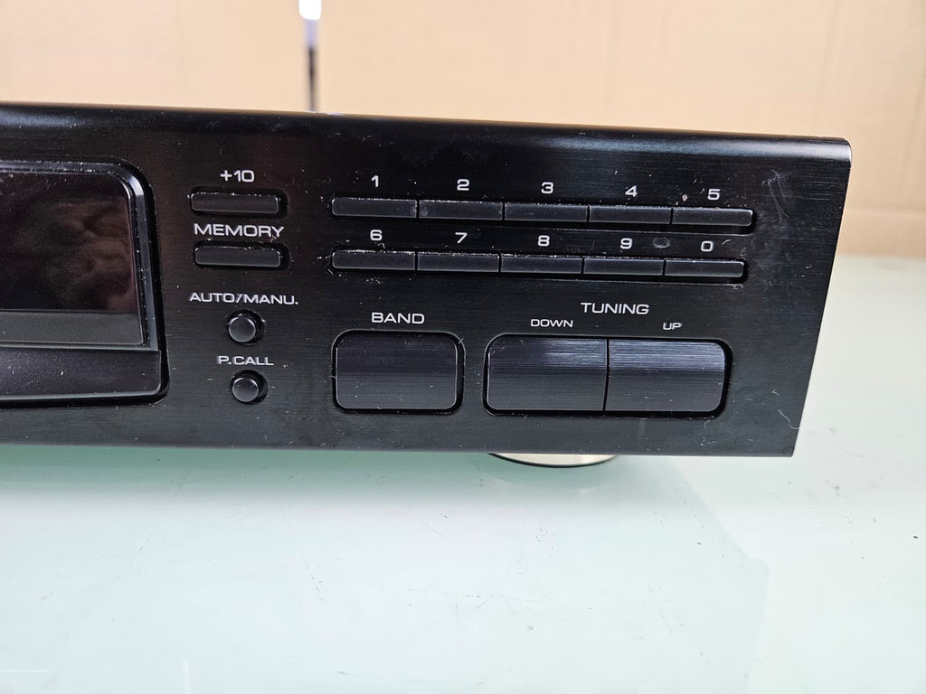 KENWOOD KT 1050L FM-AM STEREO TUNER