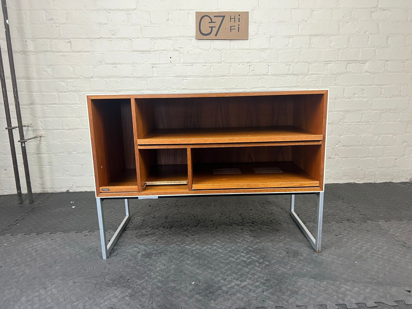 BANG & OLUFSEN MUSIC CABINET 30 Cabinet Sideboard Rosewood Jacob Jensen danish