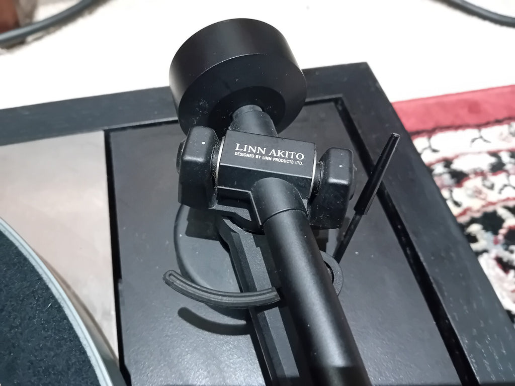 LINN SONDEK LP12 AKITO TONEARM ORTOFON MC RONDO