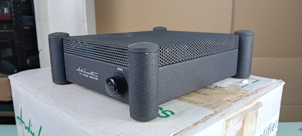 AUDIO INNOVATIONS P1 PHONO AMPLIFIER