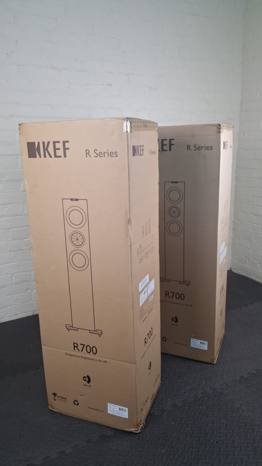 NEW SEALED KEF R700 FLOOR STANDING SPEAKERS #002
