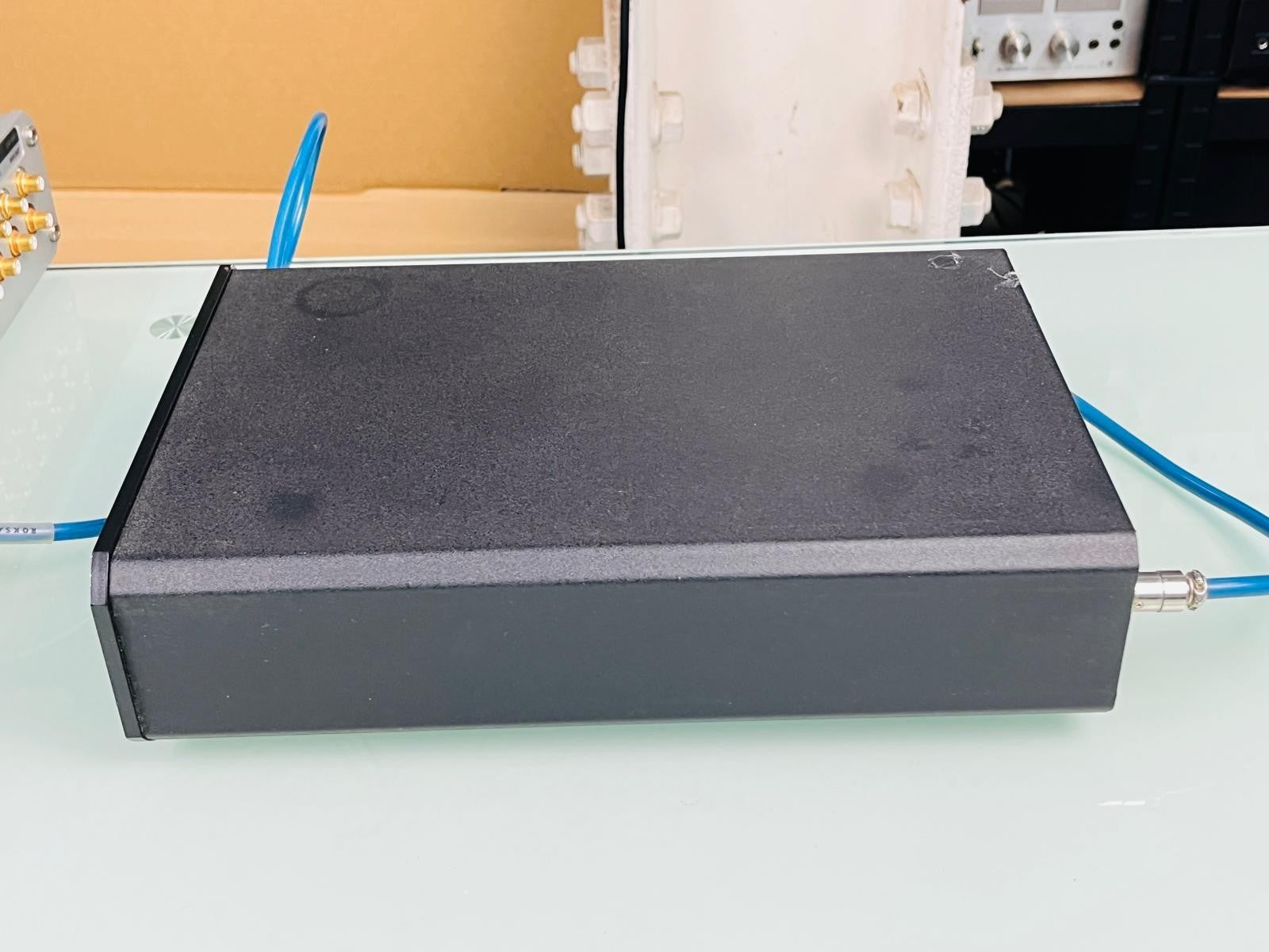 ROKSAN ROK L2 PRE AMPLIFIER WITH ROK DS4 POWER SUPPLY