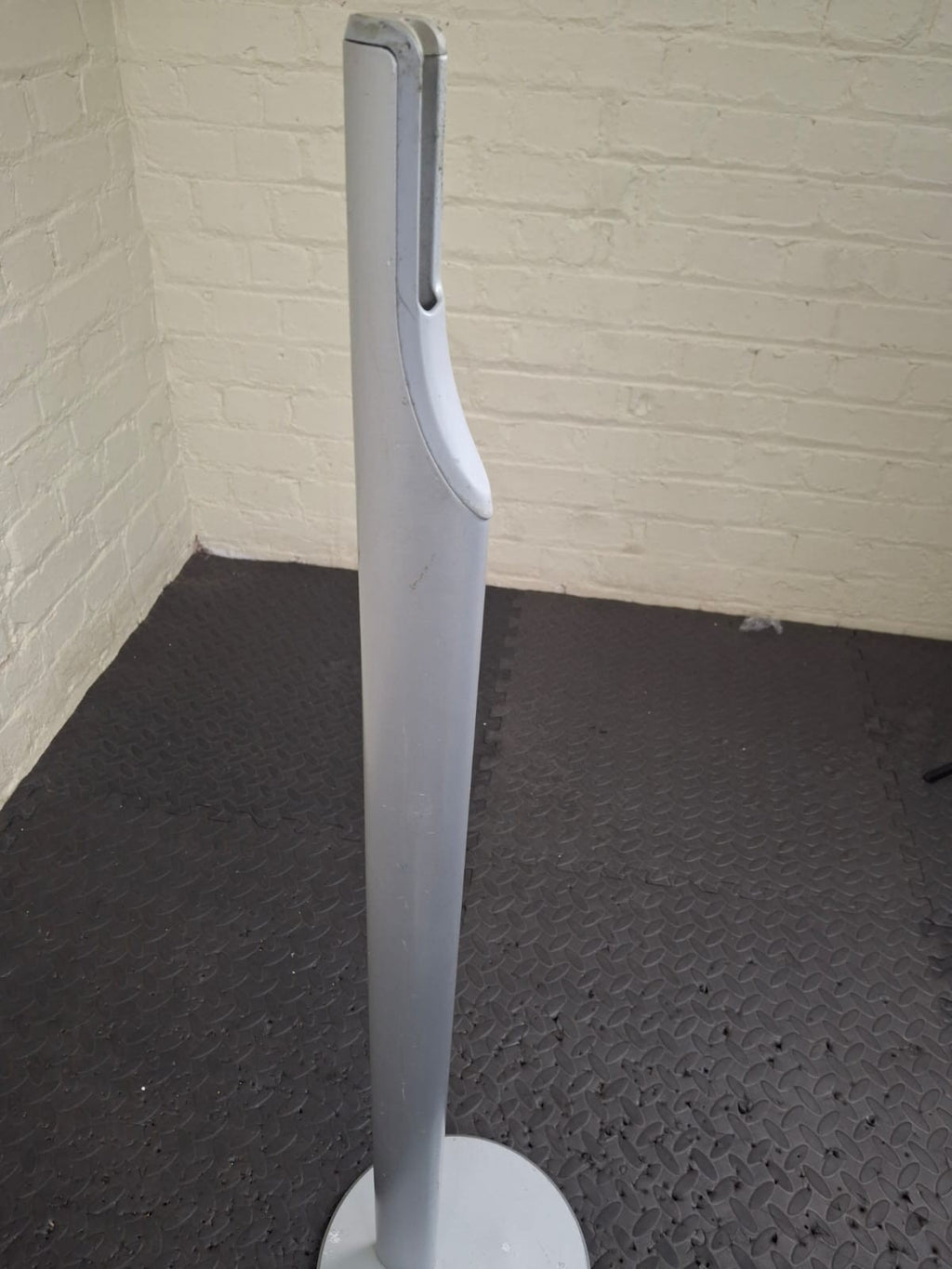 BOWERS & WILKINS B&W M1 MK1 FLOOR STANDS #002