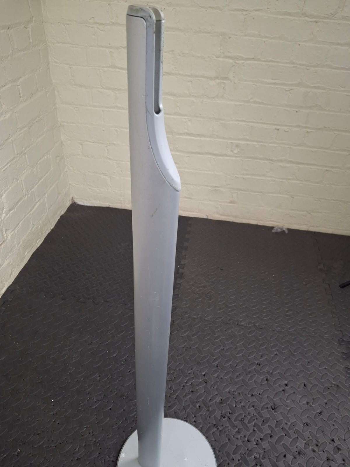 BOWERS & WILKINS B&W M1 MK1 FLOOR STANDS #002