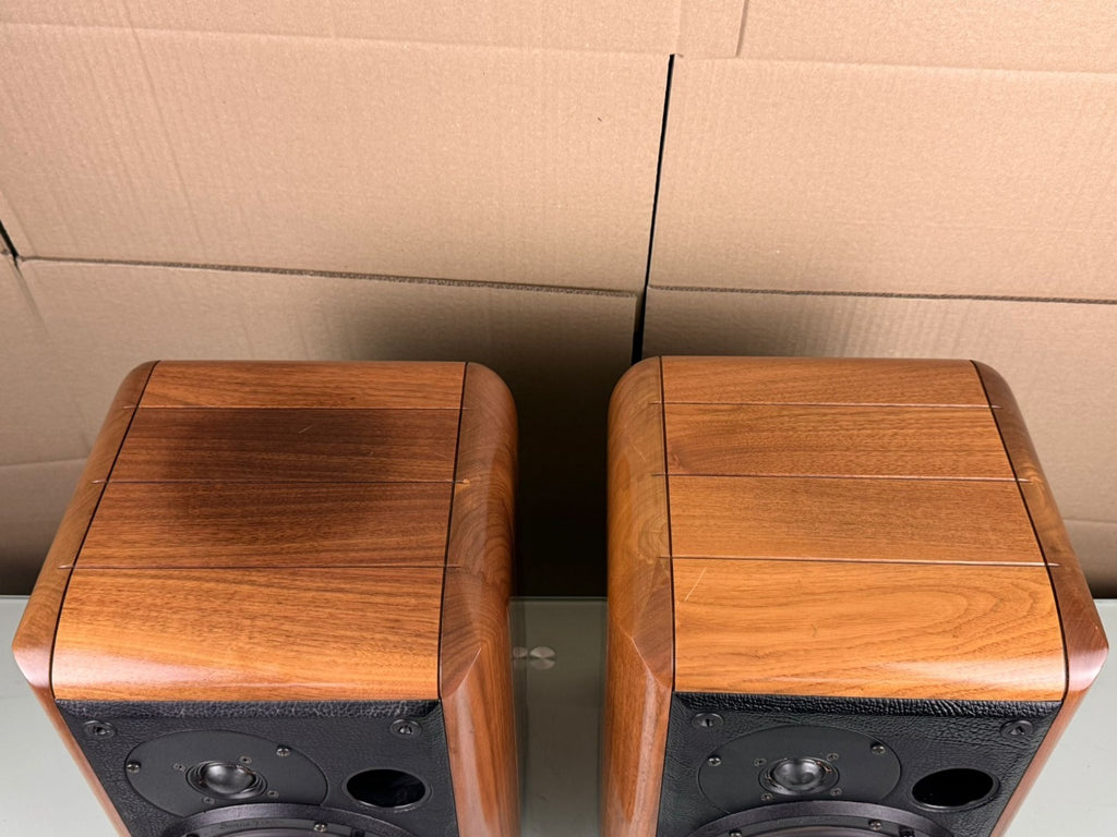 SONUS FABER ELECTA SPEAKERS