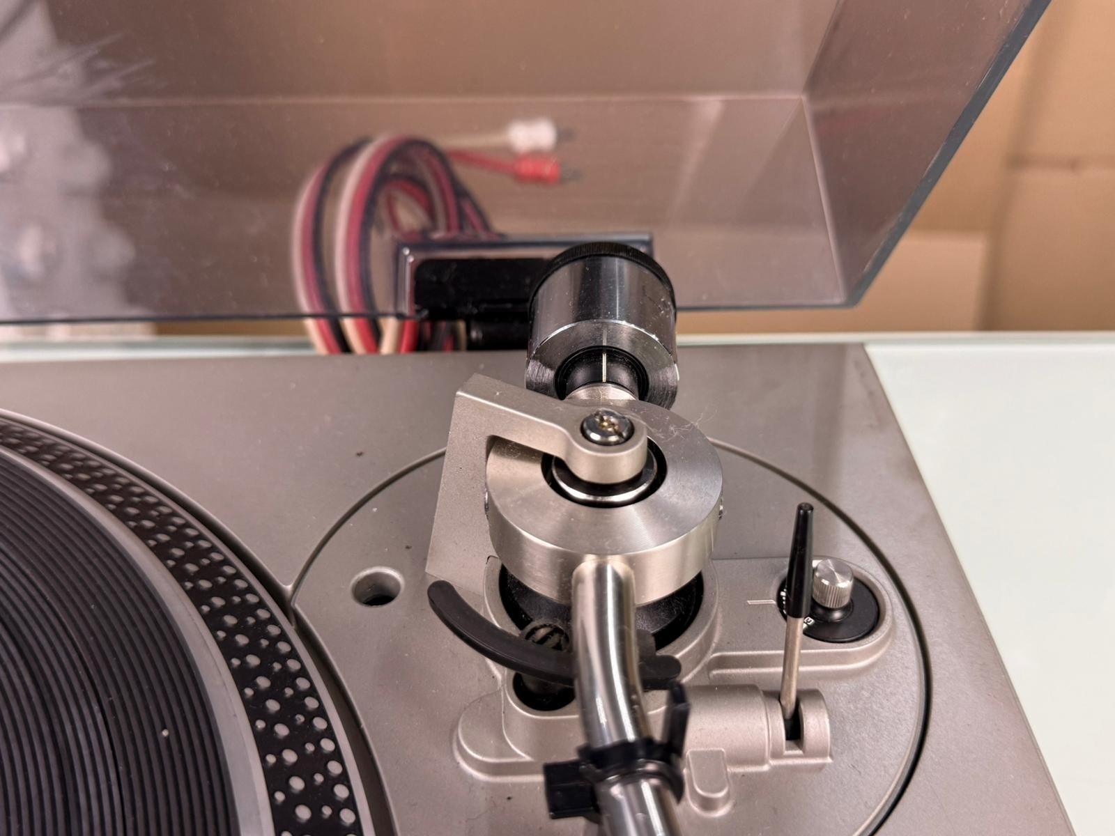 TECHNICS SL 1300 DIRECT DRIVE AUTOMATIC PLAYER SYSTEM TURNTABLE