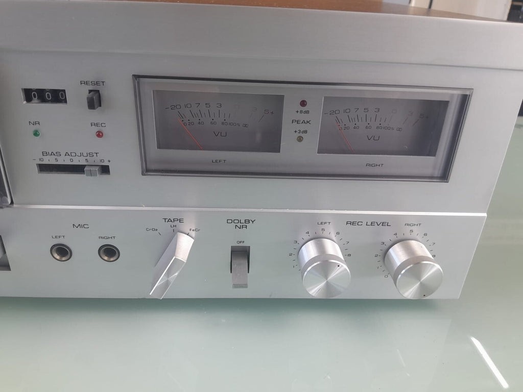 YAMAHA TC 520 NATURAL SOUND STEREO CASSETTE DECK