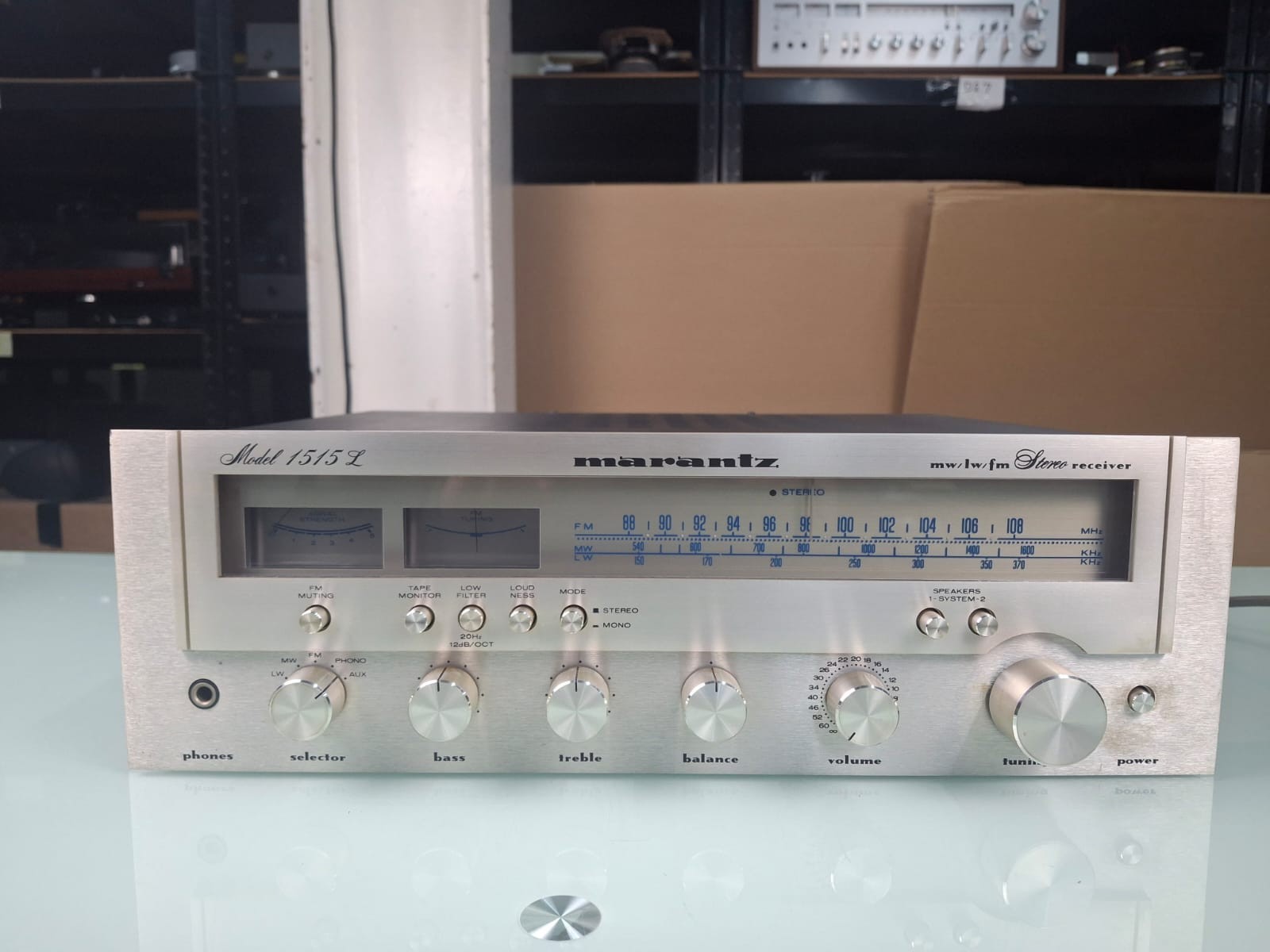 MARANTZ 1515L MW / LW / FM STEREO RECEIVER