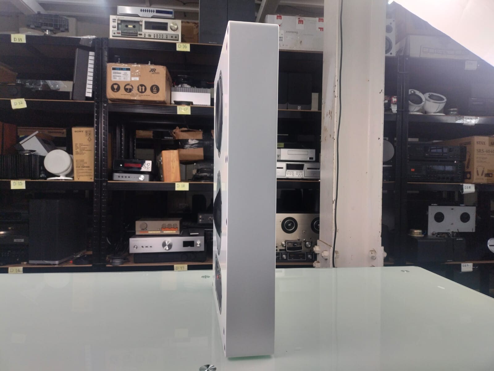 MONITOR AUDIO SOUNDFRAME 1 ON-WALL SPEAKER