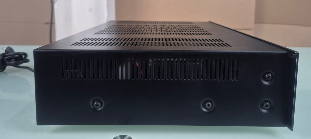 PARASOUND HCA 800 II HIGH CURRENT DISCRETE AMPLIFIER
