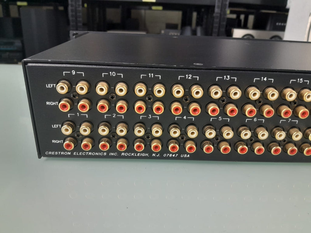 CRESTRON CNX BIPAD8 PROFESSIONAL AUDIO DISTRIBUTION PROCESSOR #002