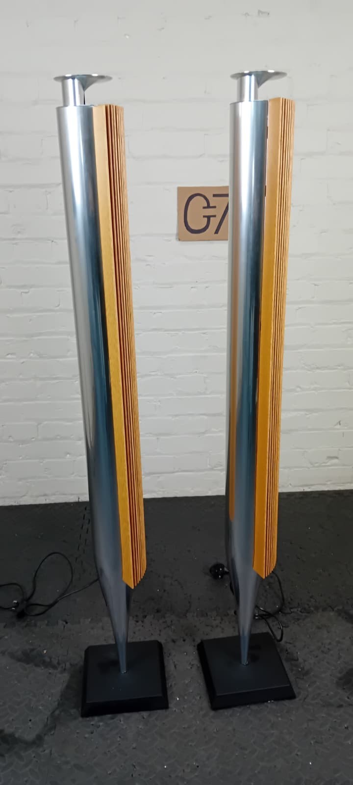 BANG & OLUFSEN B&O BEOLAB 18 FLOOR STANDING ACTIVE SPEAKERS