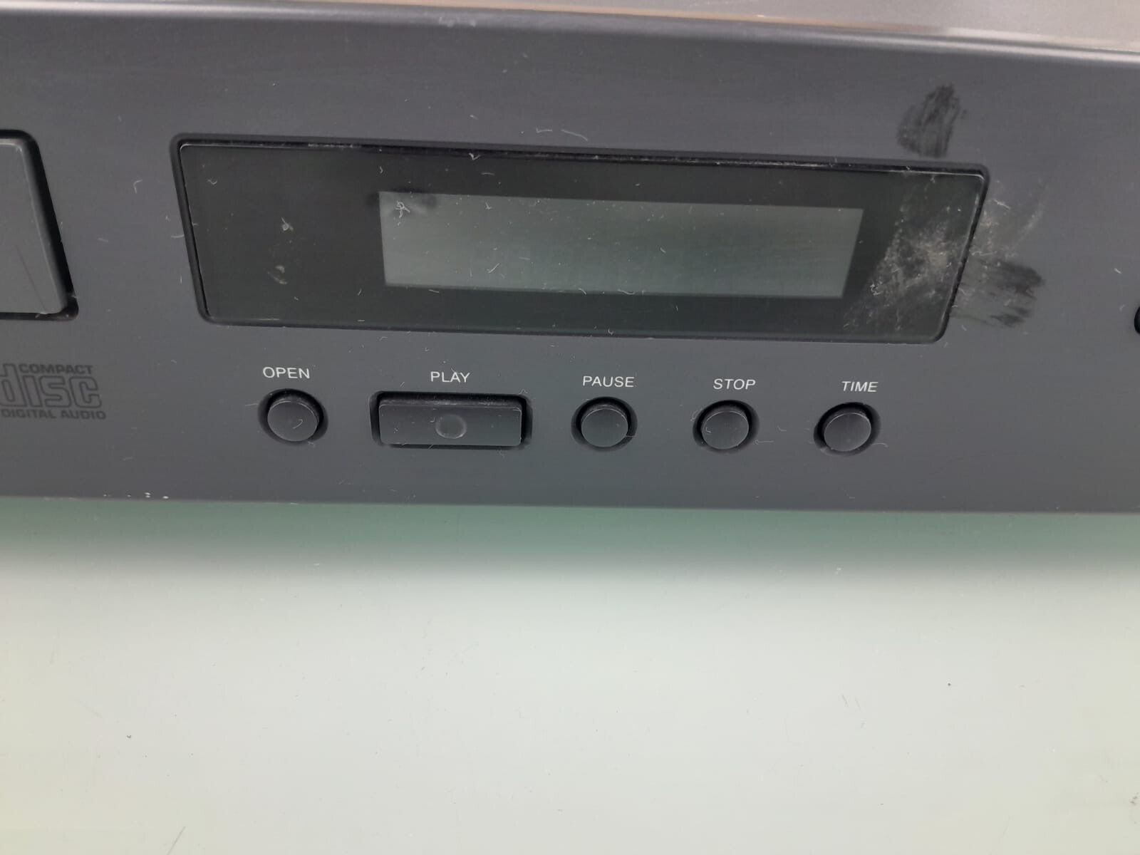 NAD 510 CD PLAYER