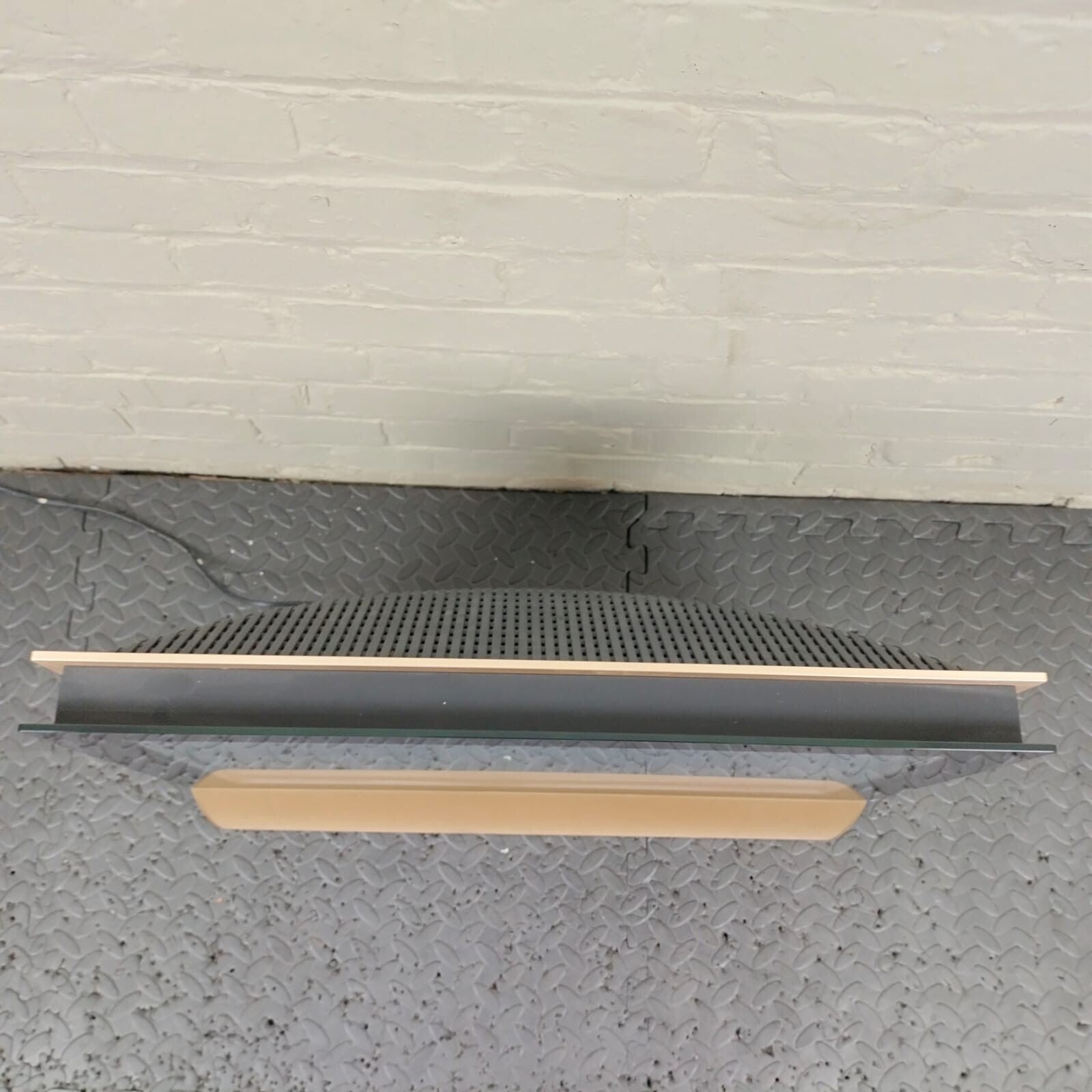 BANG & OLUFSEN B&O BEOCENTER 6 23 INCH TV