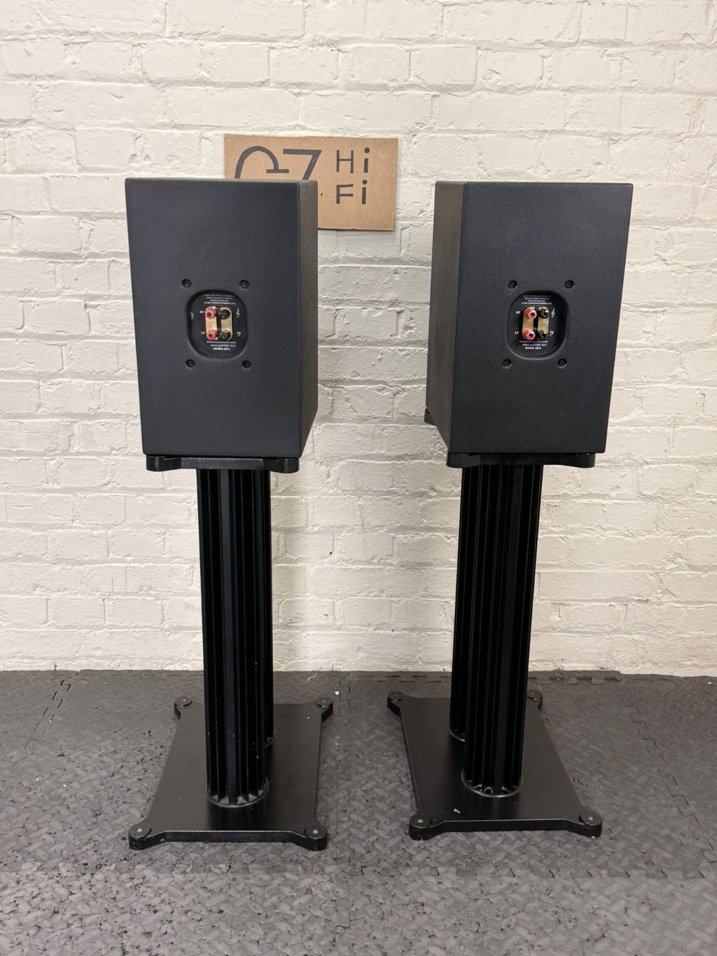 ACOUSTIC ENERGY AE2 SPEAKERS WITH STAND