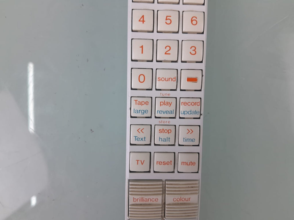 B&O BANG & OLUFSEN BEOVISION VIDEO TERMINAL REMOTE CONTROL #002