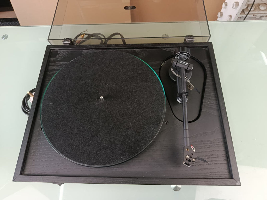 SYSTEMDEK IIX TURNTABLE WITH LINN BASIK PLUS TONEARM