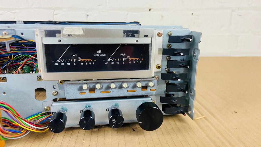 NAKAMICHI 670ZX DISCRETE HEAD CASSETTE DECK