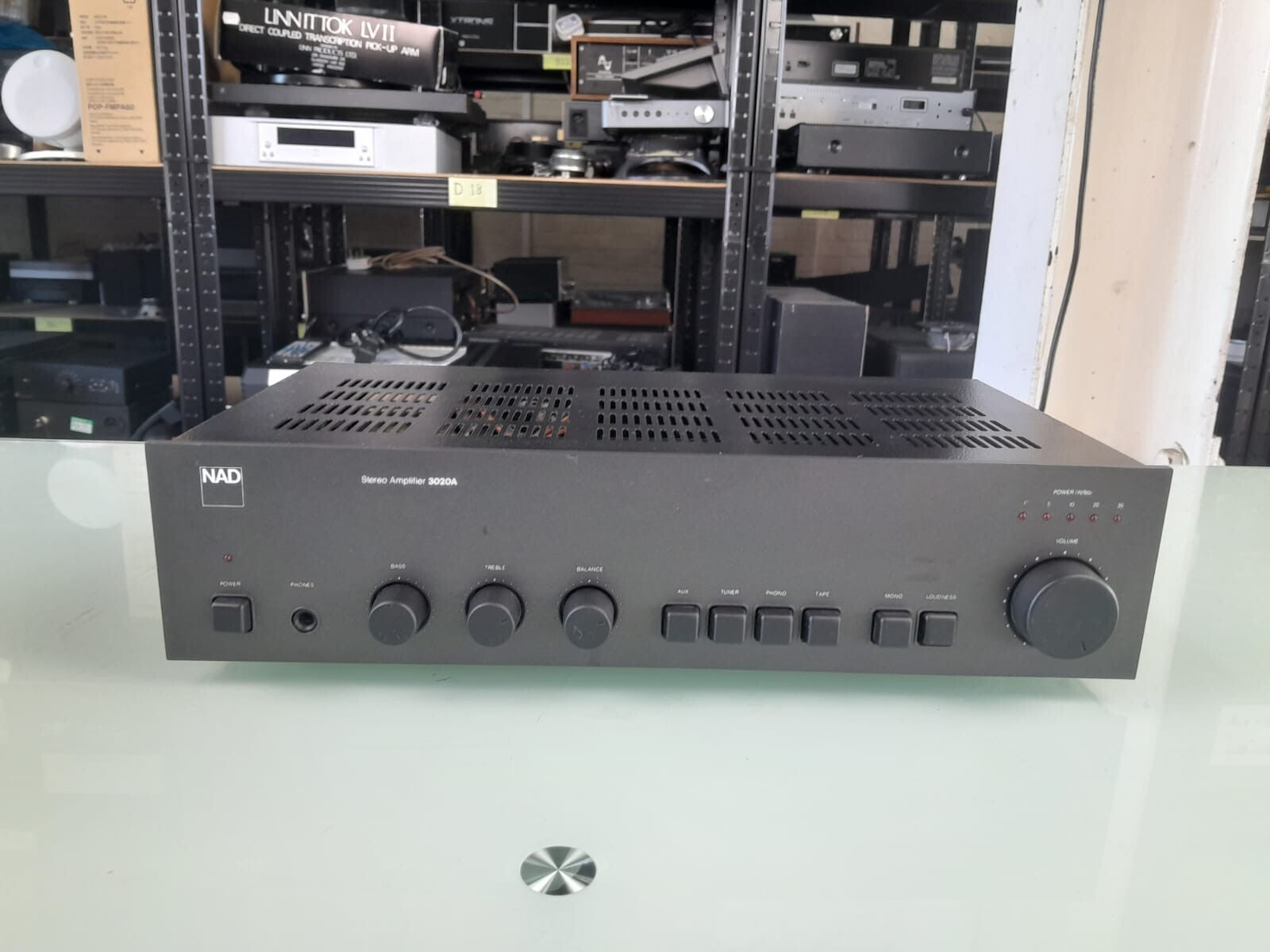 NAD 3020A STEREO AMPLIFIER
